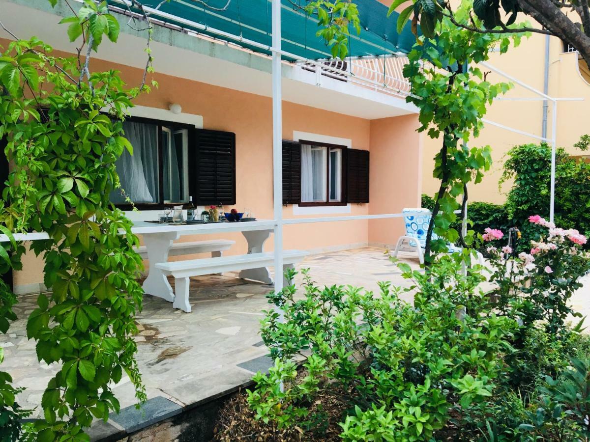Apartments Katarina Водице Экстерьер фото